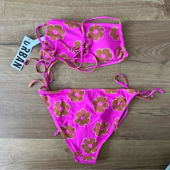 UO floral bikini - Picture 2 of 10